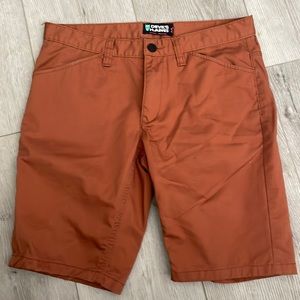 devils harvest burnt orange shorts size 33